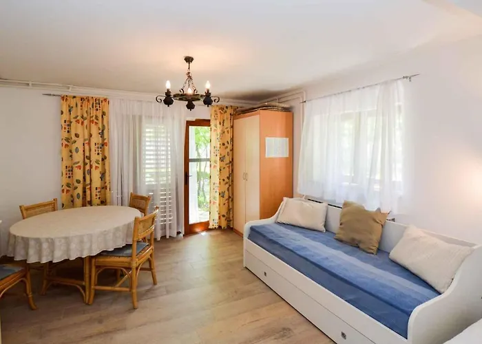 Apartamento 5 *
