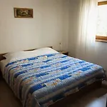 公寓 5 *