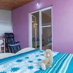 公寓 5 *