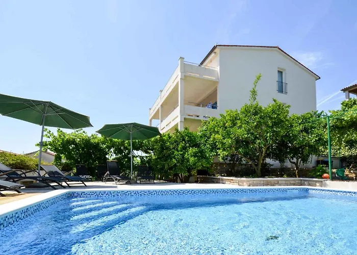 5 * Pula